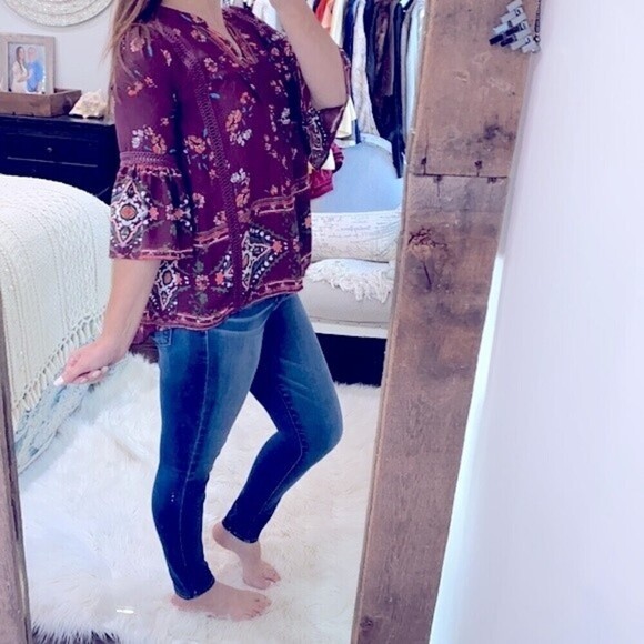 Knox Rose floral top size small - Picture 3 of 7